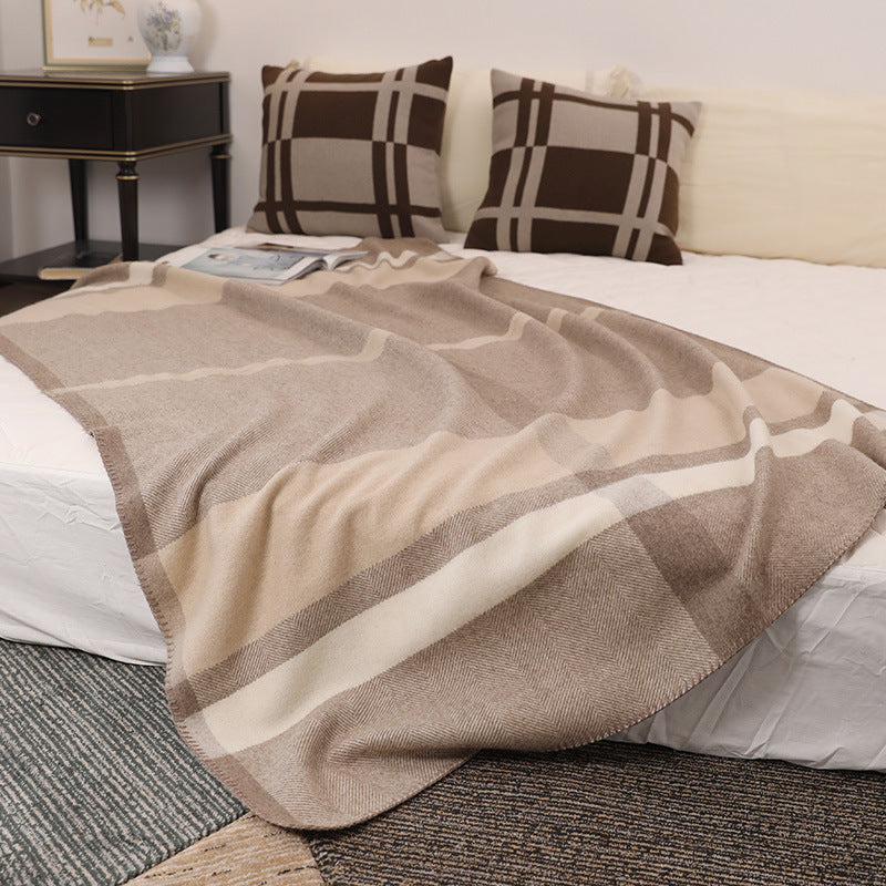 Wool Jacquard Twill Camping Rugs Casual Household Blanket